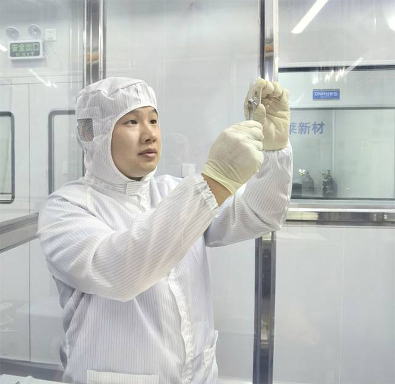 루쿠안쿠안 박사, 사오관시 "가장 아름다운 과기 종사자" 칭호 획득